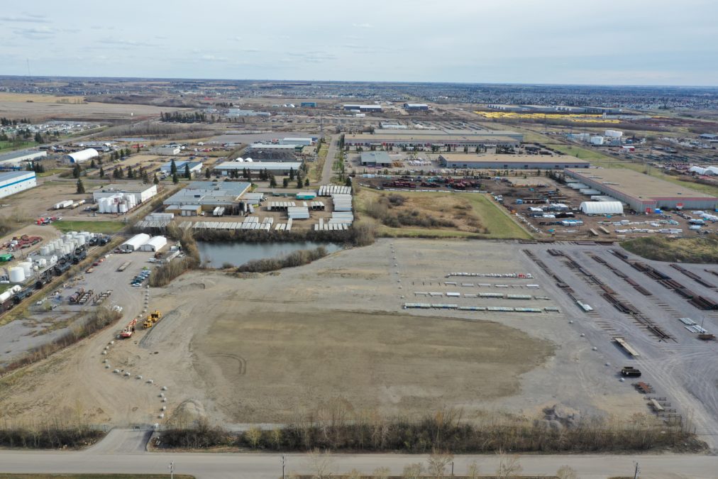 6 ACRES INDUSTRIAL LAND Royal Park Realty