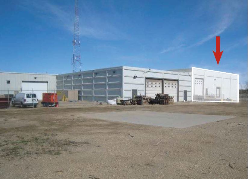 YELLOWHEAD & GRETZKY INDUSTRIAL BLDG Royal Park Realty
